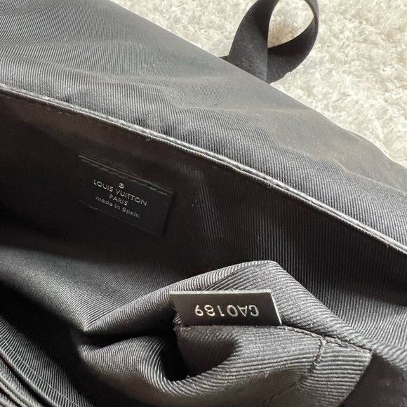 Louis Vuitton District Messenger Bag Monogram Eclipse Canvas PM black - Picture 10 of 10